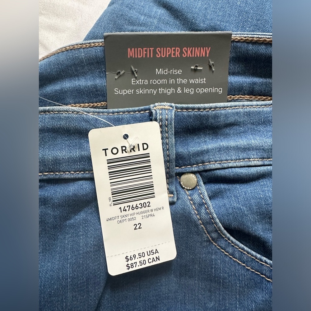 NWT Torrid super skinnies! - Picture 6 of 10